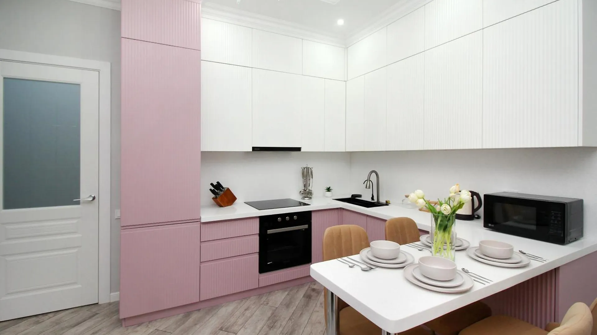 Amir Apartments, Business Class Almaty